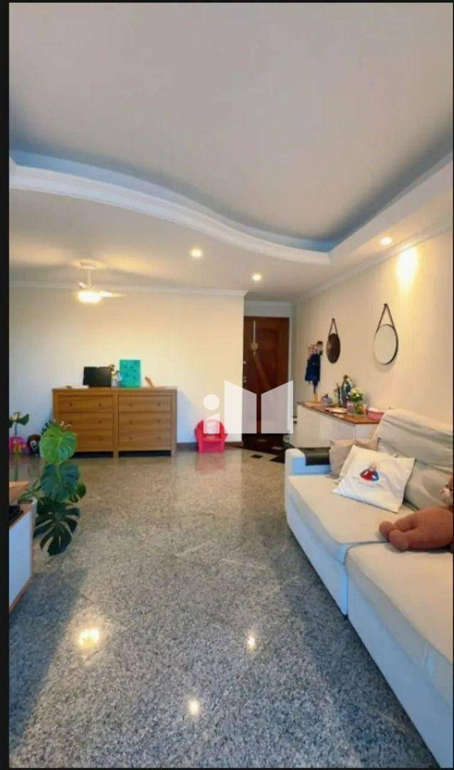 Apartamento à venda com 3 quartos, 140m² - Foto 2