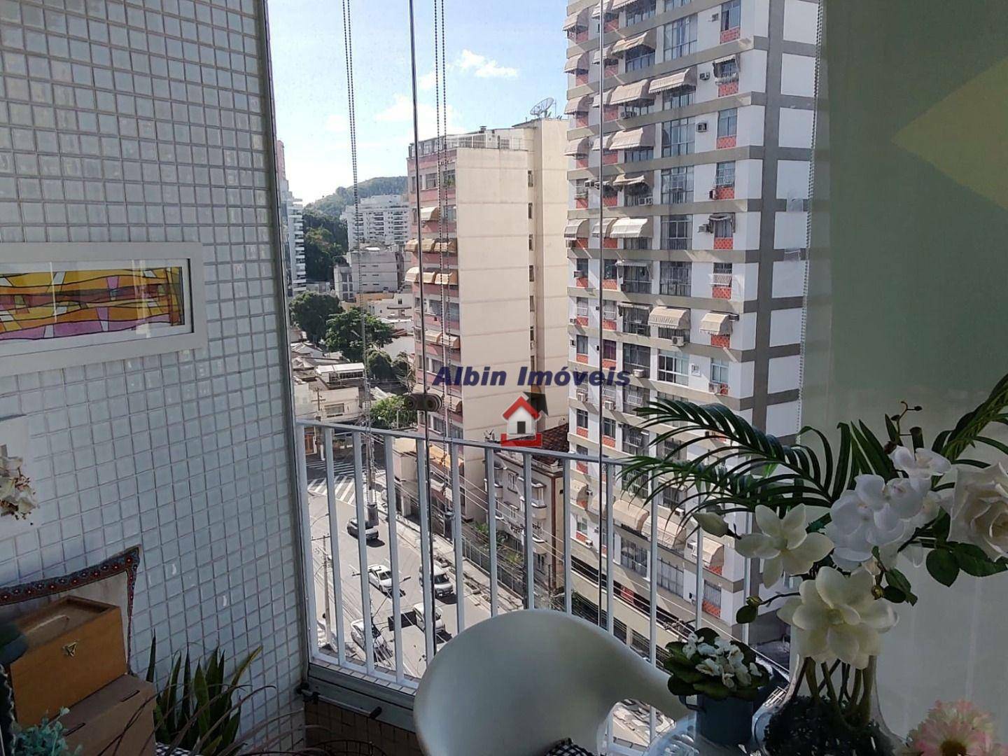 Apartamento à venda com 2 quartos, 75m² - Foto 2