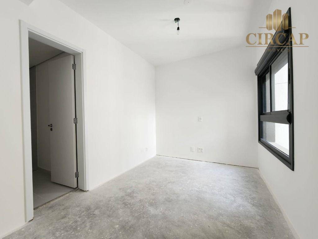 Apartamento à venda com 4 quartos, 150m² - Foto 19