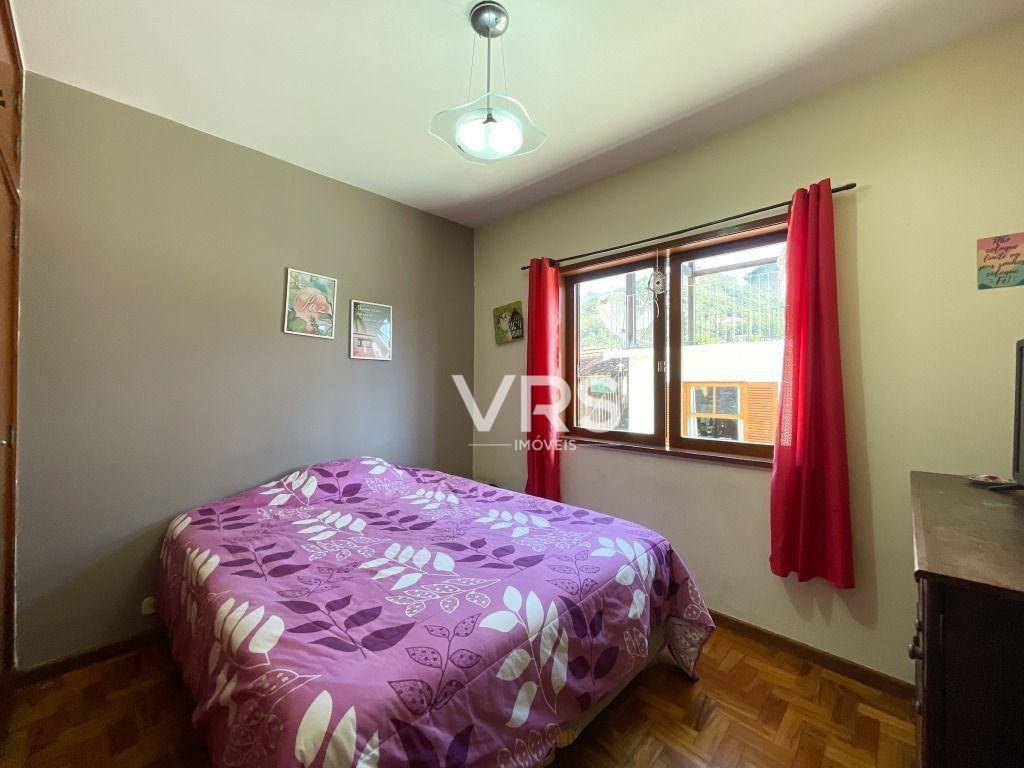 Casa à venda com 3 quartos, 185m² - Foto 19
