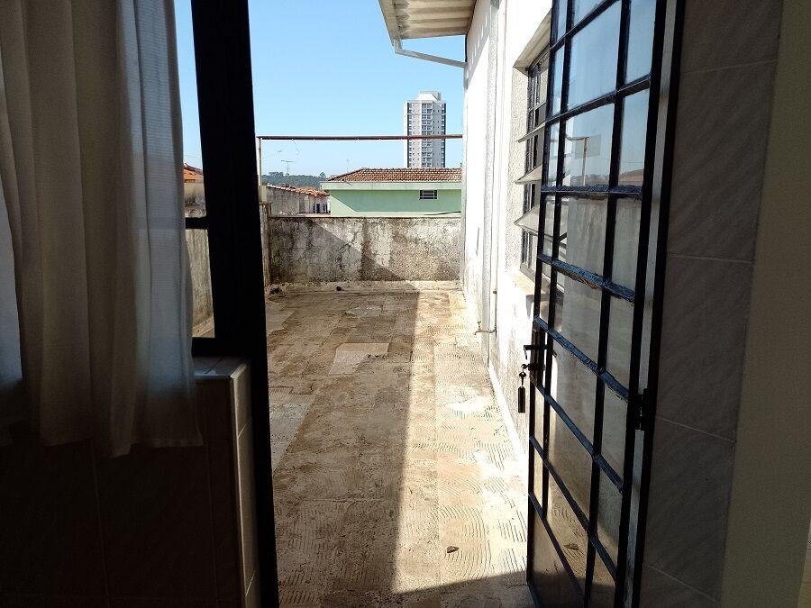 Casa à venda com 3 quartos, 250m² - Foto 1