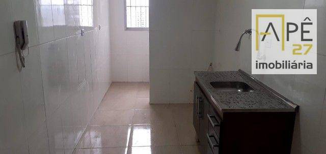 Apartamento para alugar com 1 quarto, 56m² - Foto 11