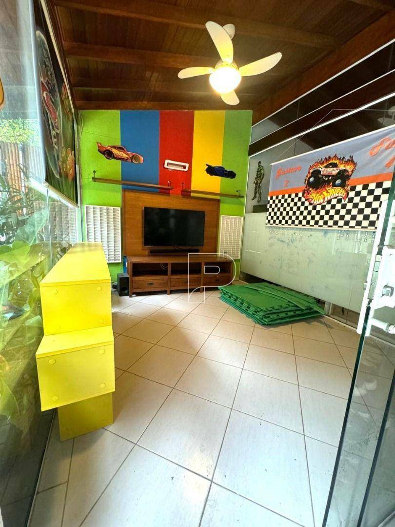 Casa de Condomínio à venda com 3 quartos, 181m² - Foto 29