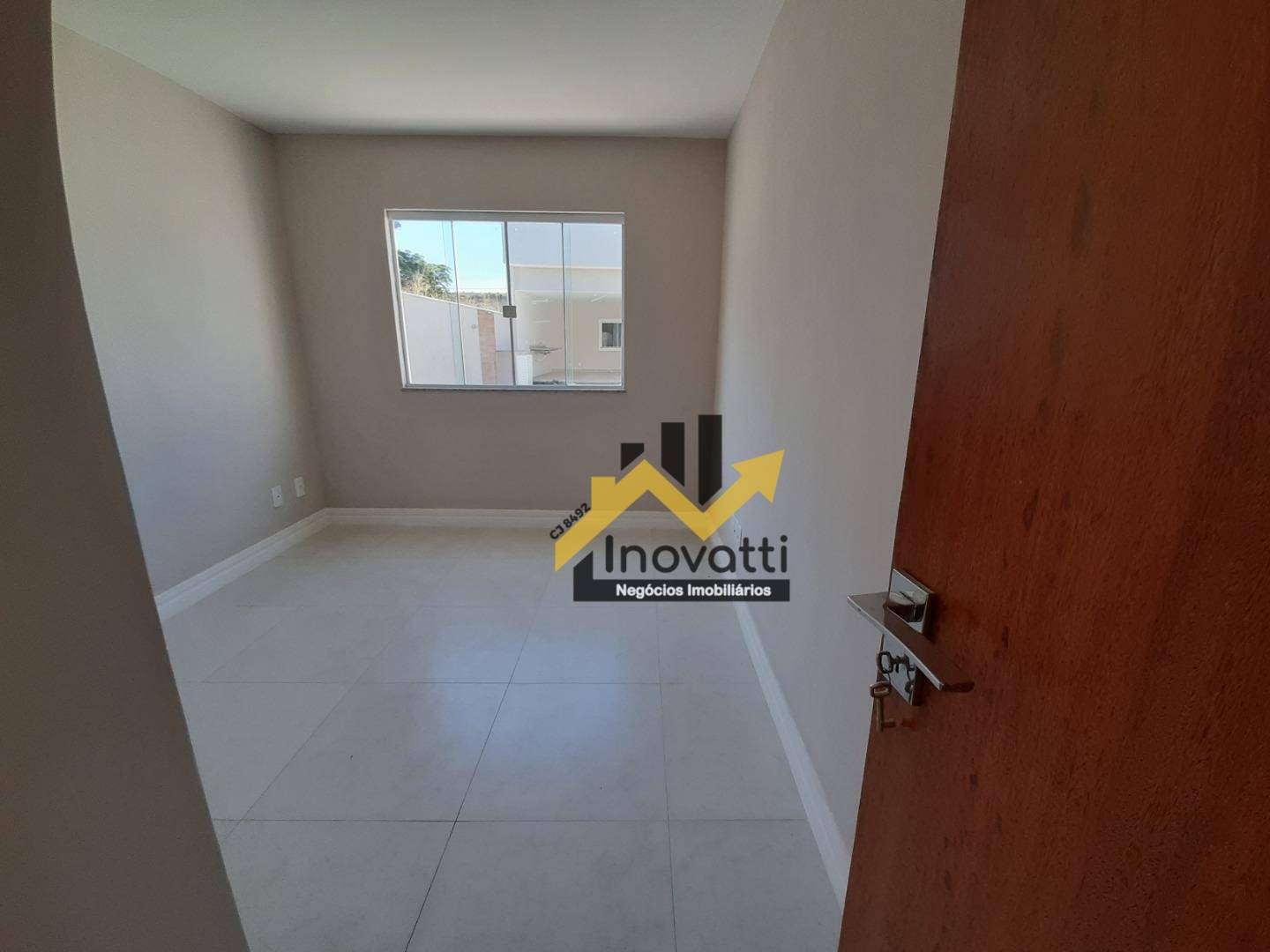 Casa à venda com 5 quartos, 100m² - Foto 10