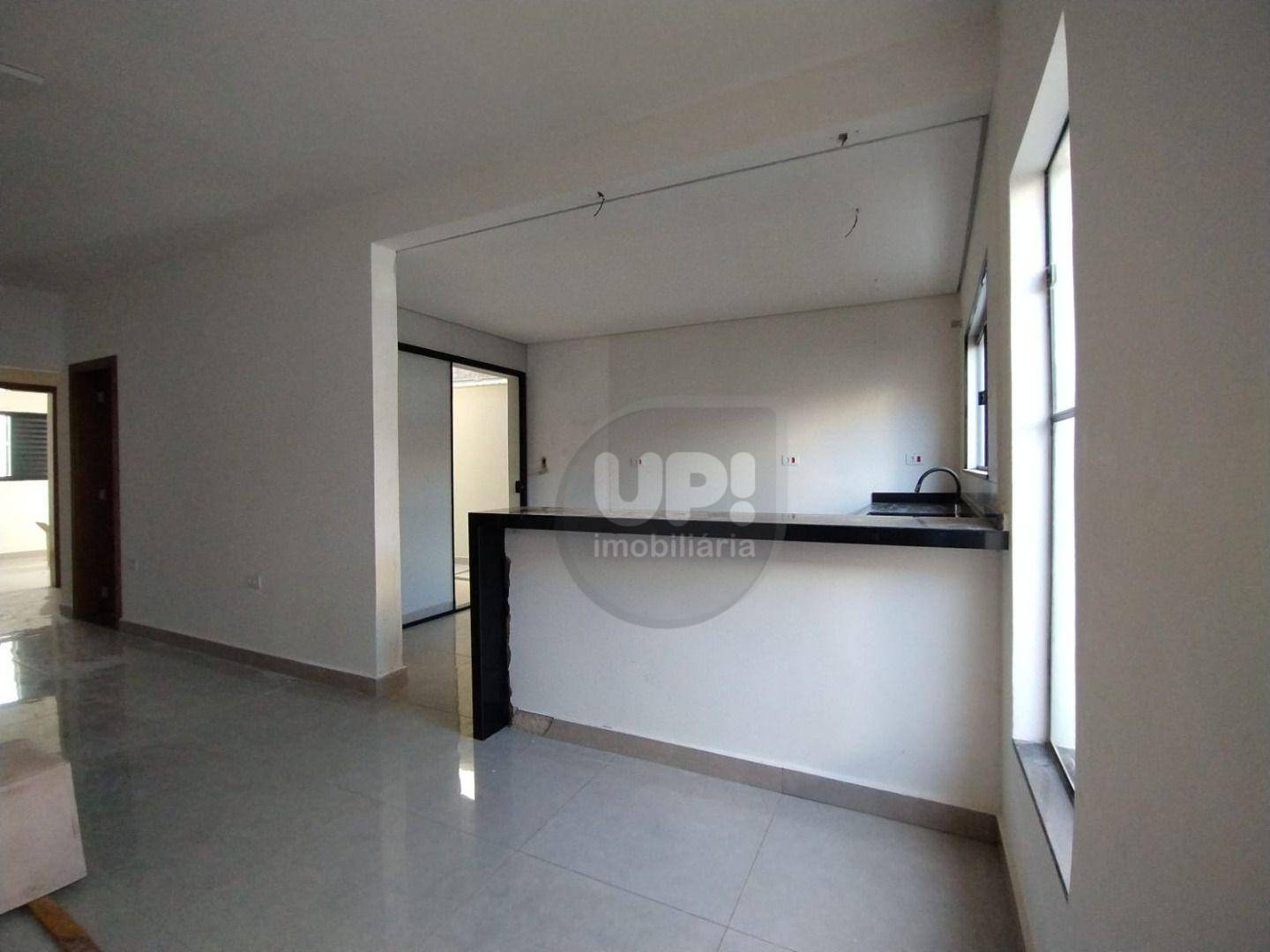 Casa à venda com 2 quartos, 110m² - Foto 7