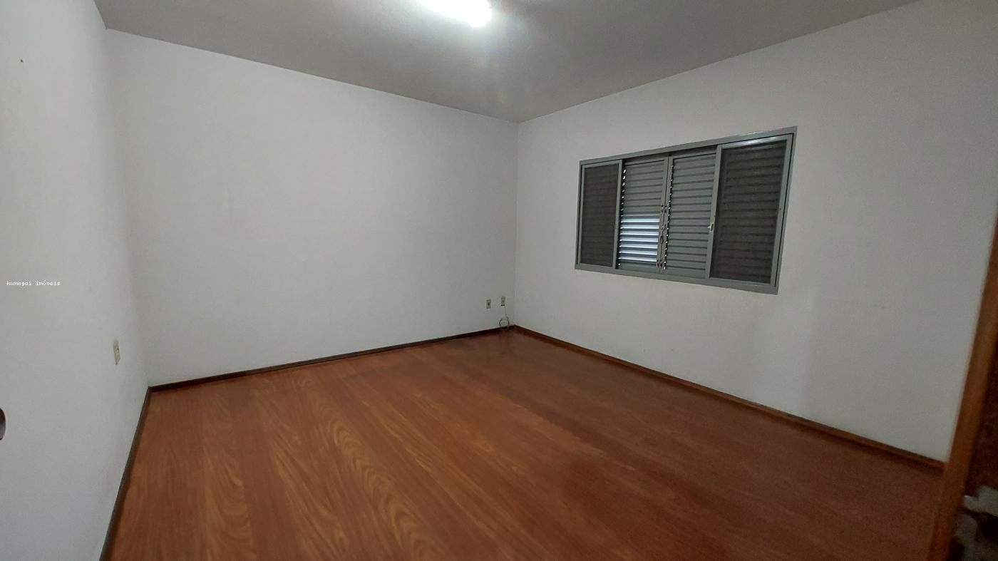 Casa à venda com 3 quartos, 500m² - Foto 11