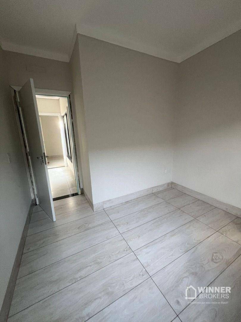 Casa à venda com 3 quartos, 99m² - Foto 8