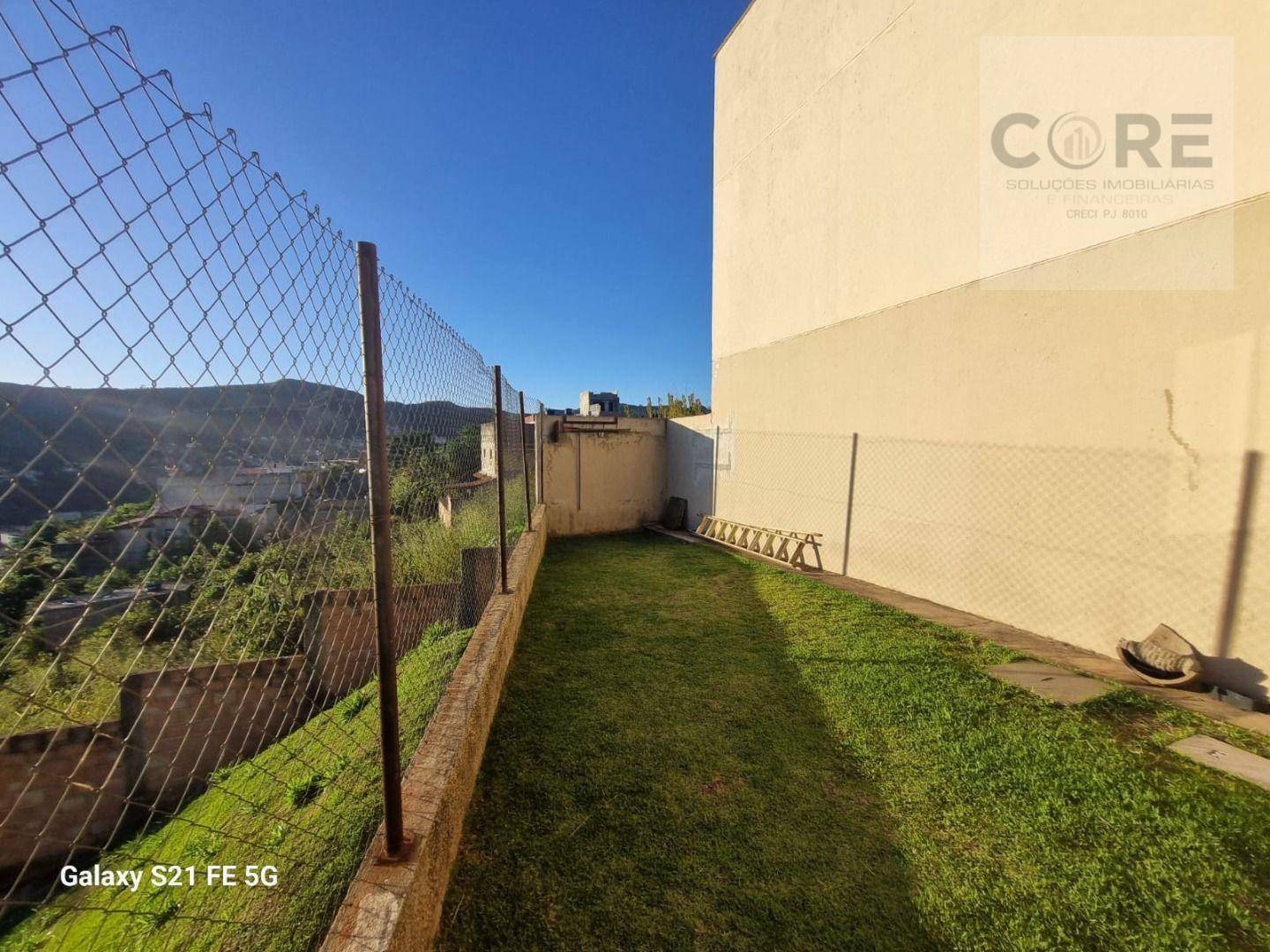 Casa à venda com 2 quartos, 64m² - Foto 34