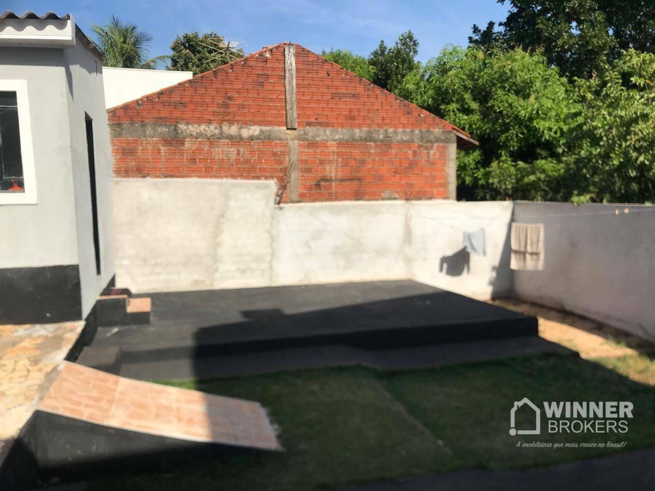 Casa à venda com 6 quartos, 144m² - Foto 11