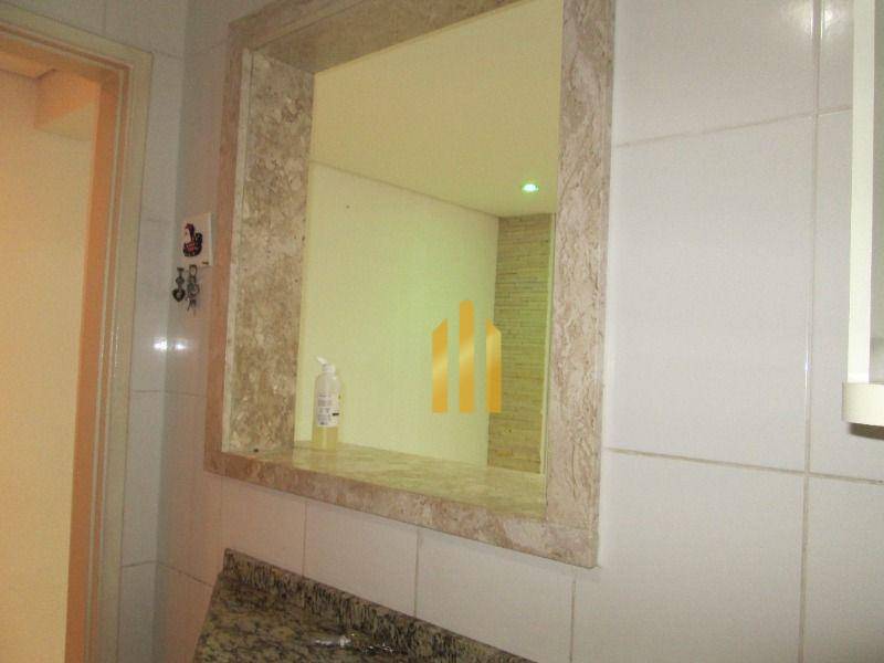 Apartamento à venda com 2 quartos, 57m² - Foto 13