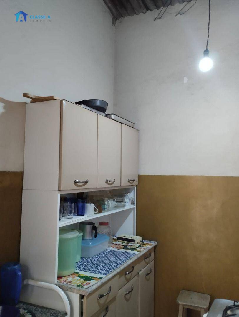 Casa à venda com 3 quartos, 80m² - Foto 28