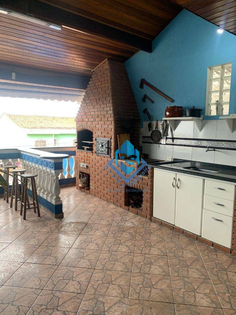 Sobrado à venda com 2 quartos, 150m² - Foto 1