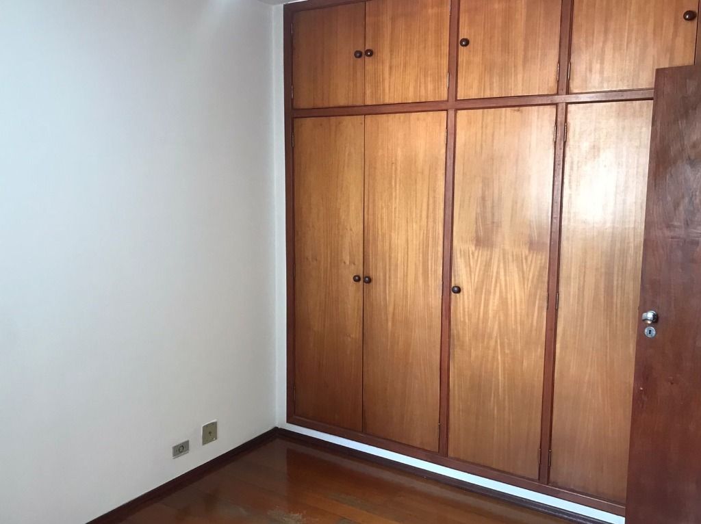 Apartamento à venda com 3 quartos, 125m² - Foto 14