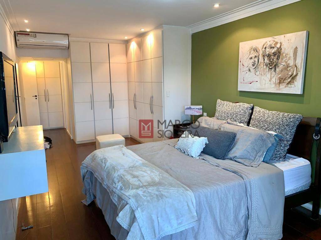 Apartamento à venda com 4 quartos, 230m² - Foto 18