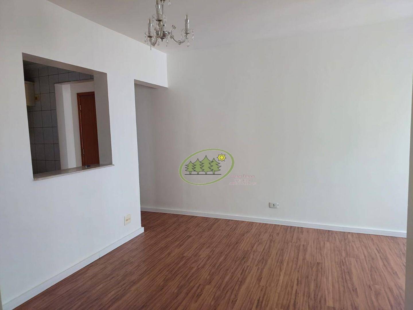 Apartamento para alugar com 3 quartos, 77m² - Foto 2