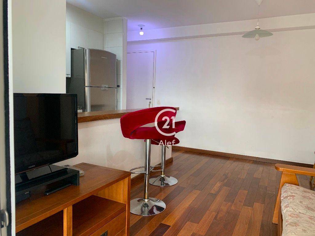 Apartamento à venda com 2 quartos, 67m² - Foto 12