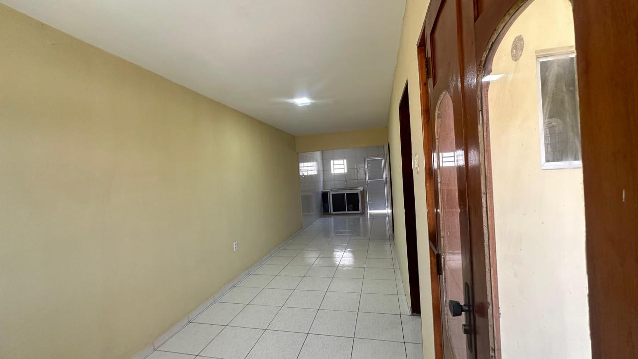 Casa à venda com 2 quartos, 70m² - Foto 12