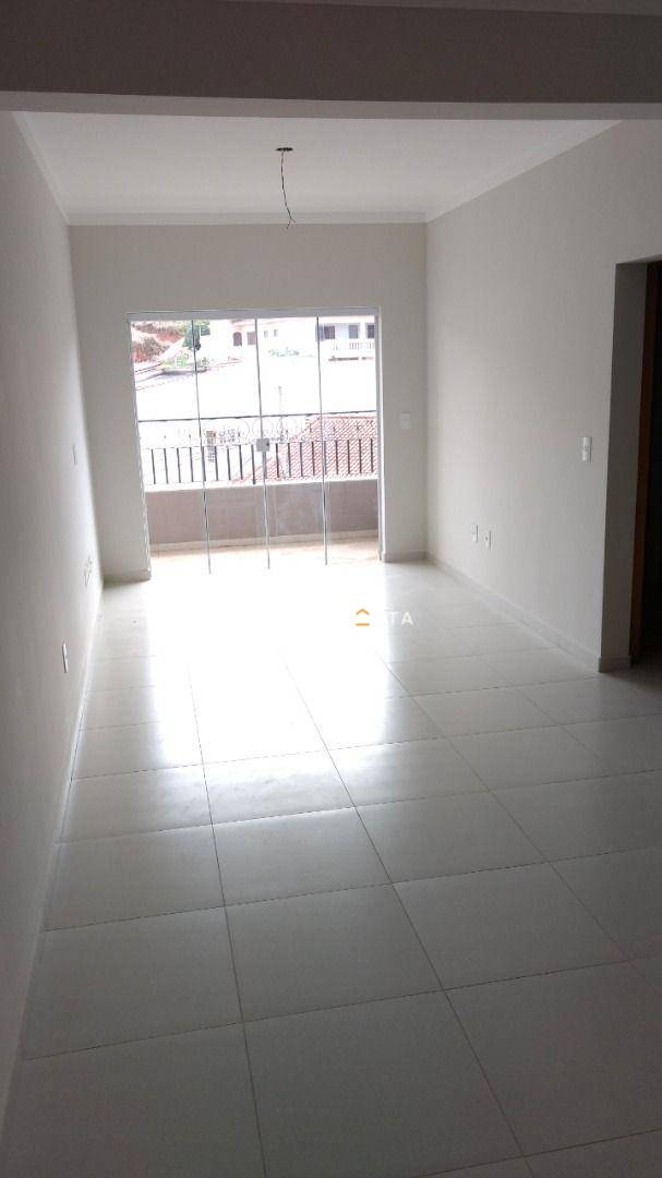 Apartamento à venda com 2 quartos, 78m² - Foto 7