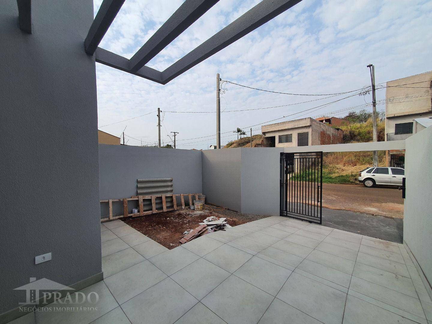 Casa à venda com 2 quartos, 75m² - Foto 3