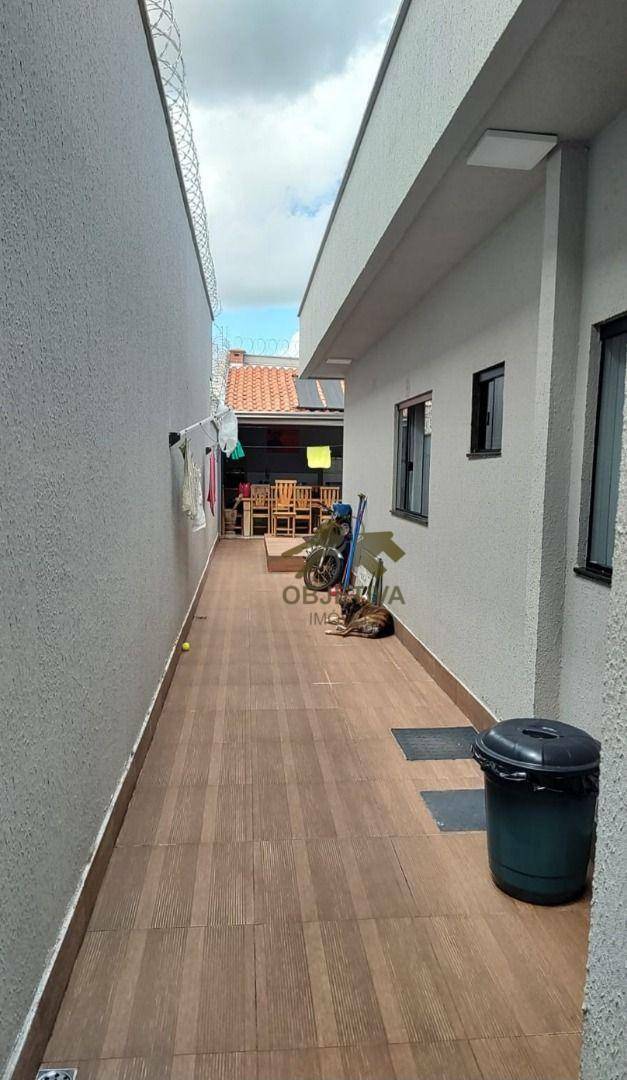 Casa à venda com 3 quartos, 125m² - Foto 2