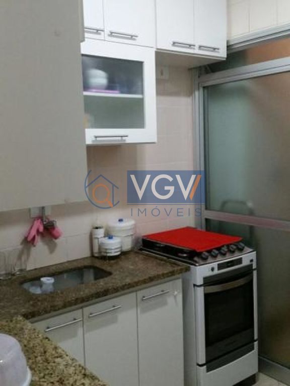 Apartamento à venda com 2 quartos, 68m² - Foto 11