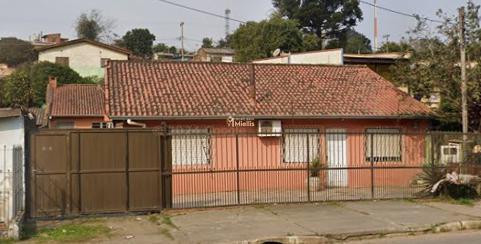 Casa à venda com 4 quartos, 157m² - Foto 1