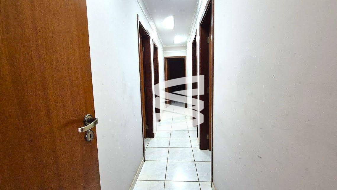 Casa de Condomínio à venda com 3 quartos, 196m² - Foto 11