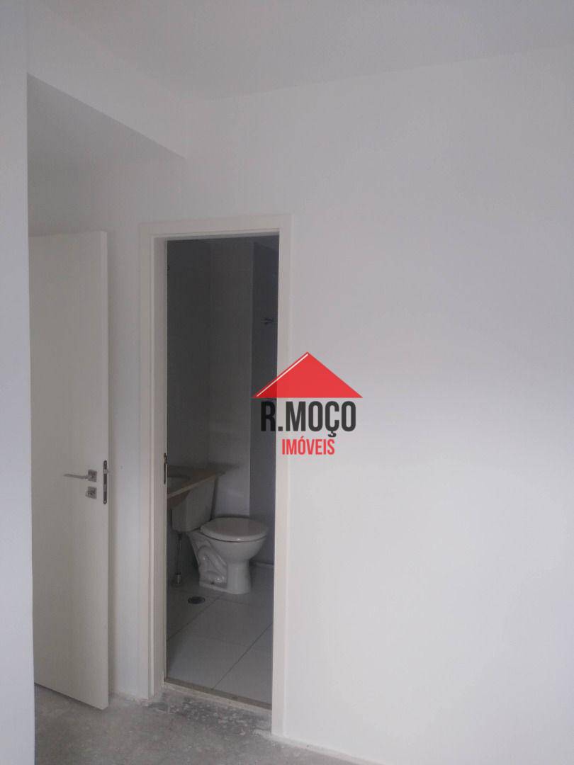 Apartamento à venda com 2 quartos, 62m² - Foto 35