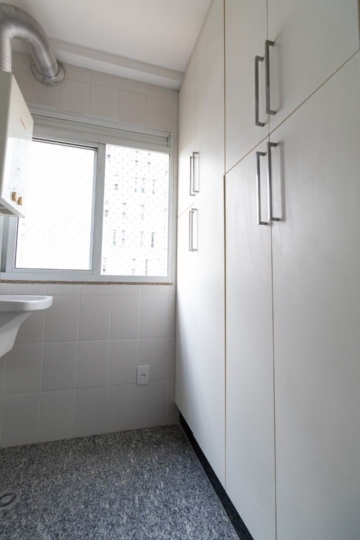 Apartamento à venda com 2 quartos, 65m² - Foto 22