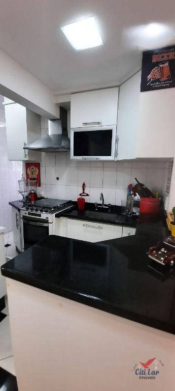 Apartamento para alugar com 2 quartos, 64m² - Foto 6