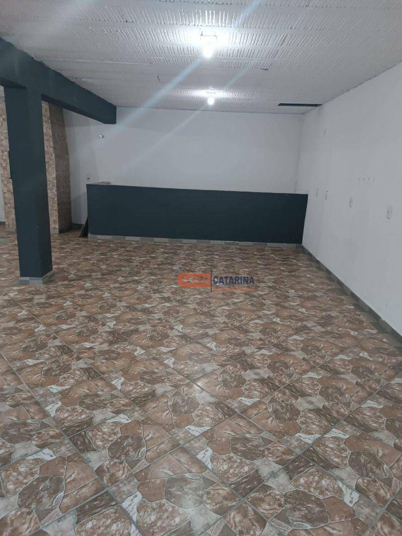 Casa à venda com 2 quartos, 200m² - Foto 5