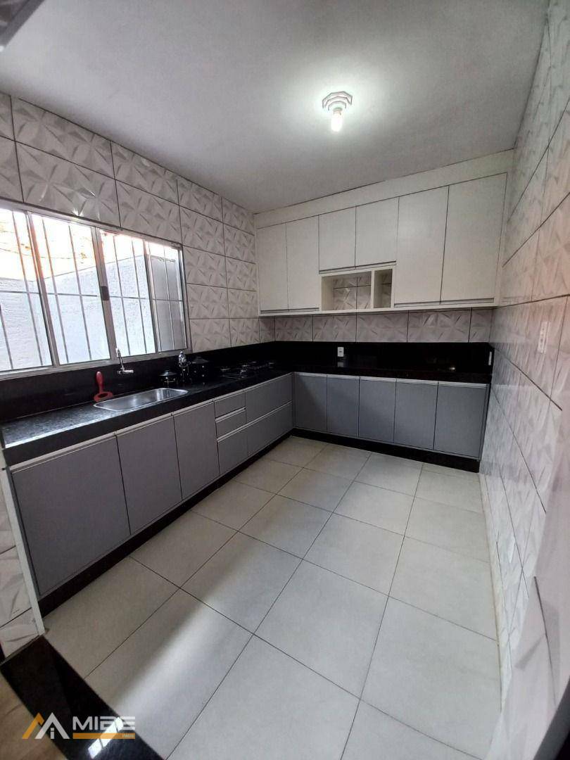 Casa para alugar com 2 quartos, 100m² - Foto 15