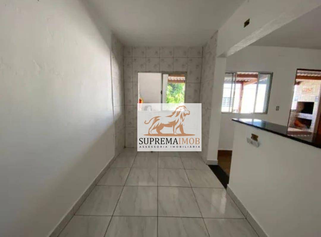 Casa à venda com 5 quartos, 211m² - Foto 16