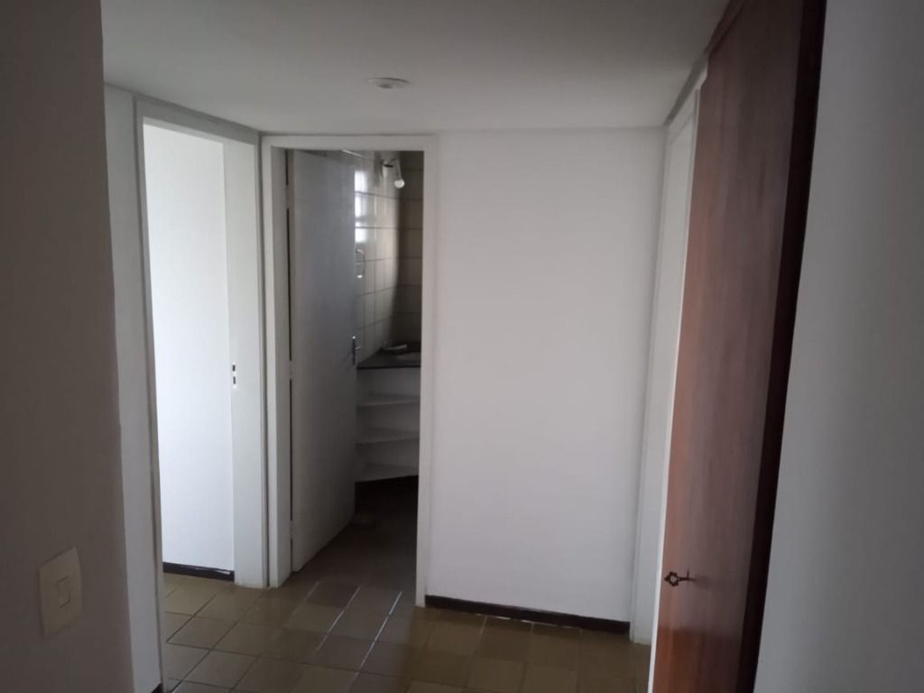 Apartamento à venda com 3 quartos, 135m² - Foto 13