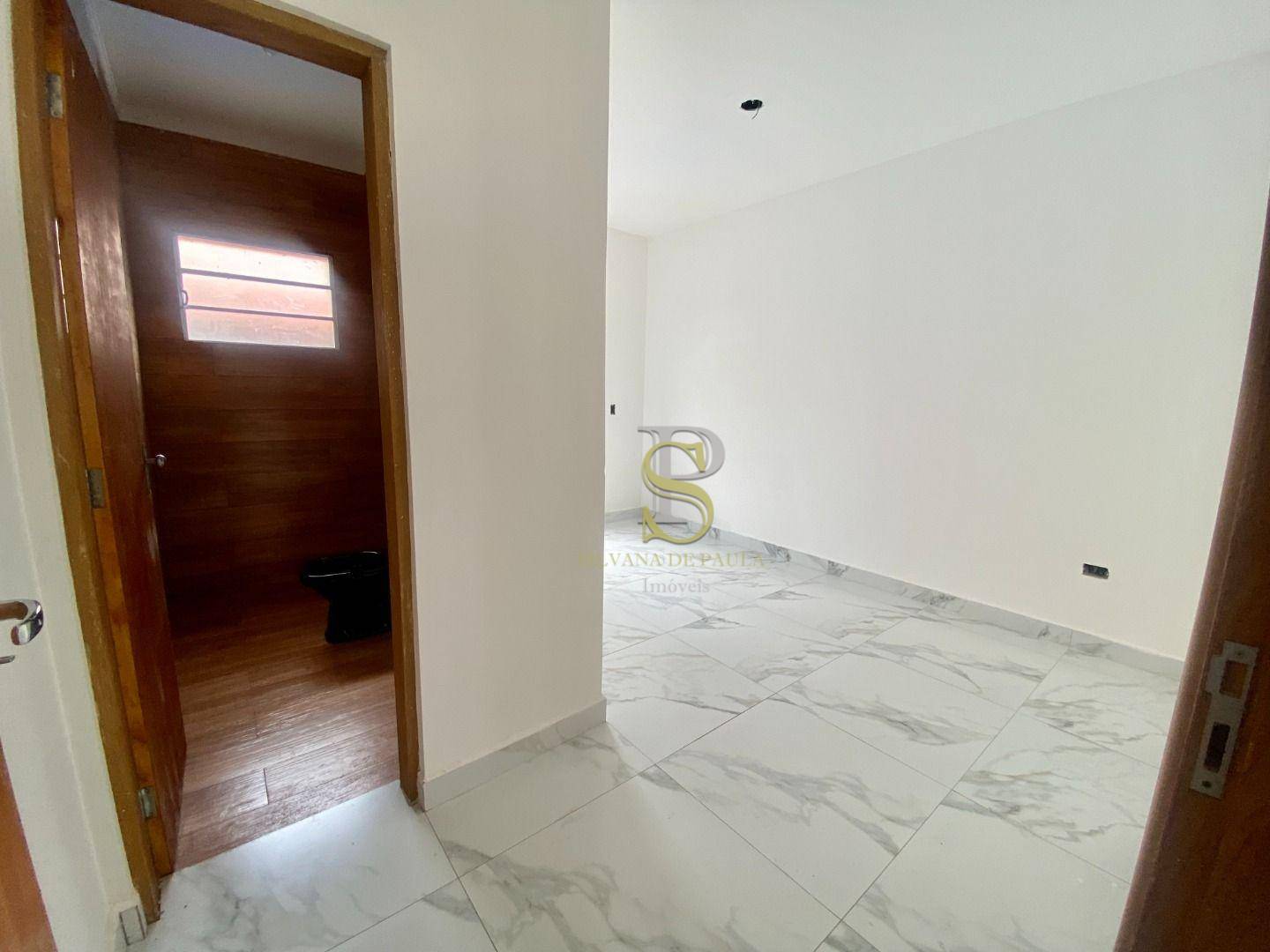 Casa à venda com 2 quartos, 93m² - Foto 9