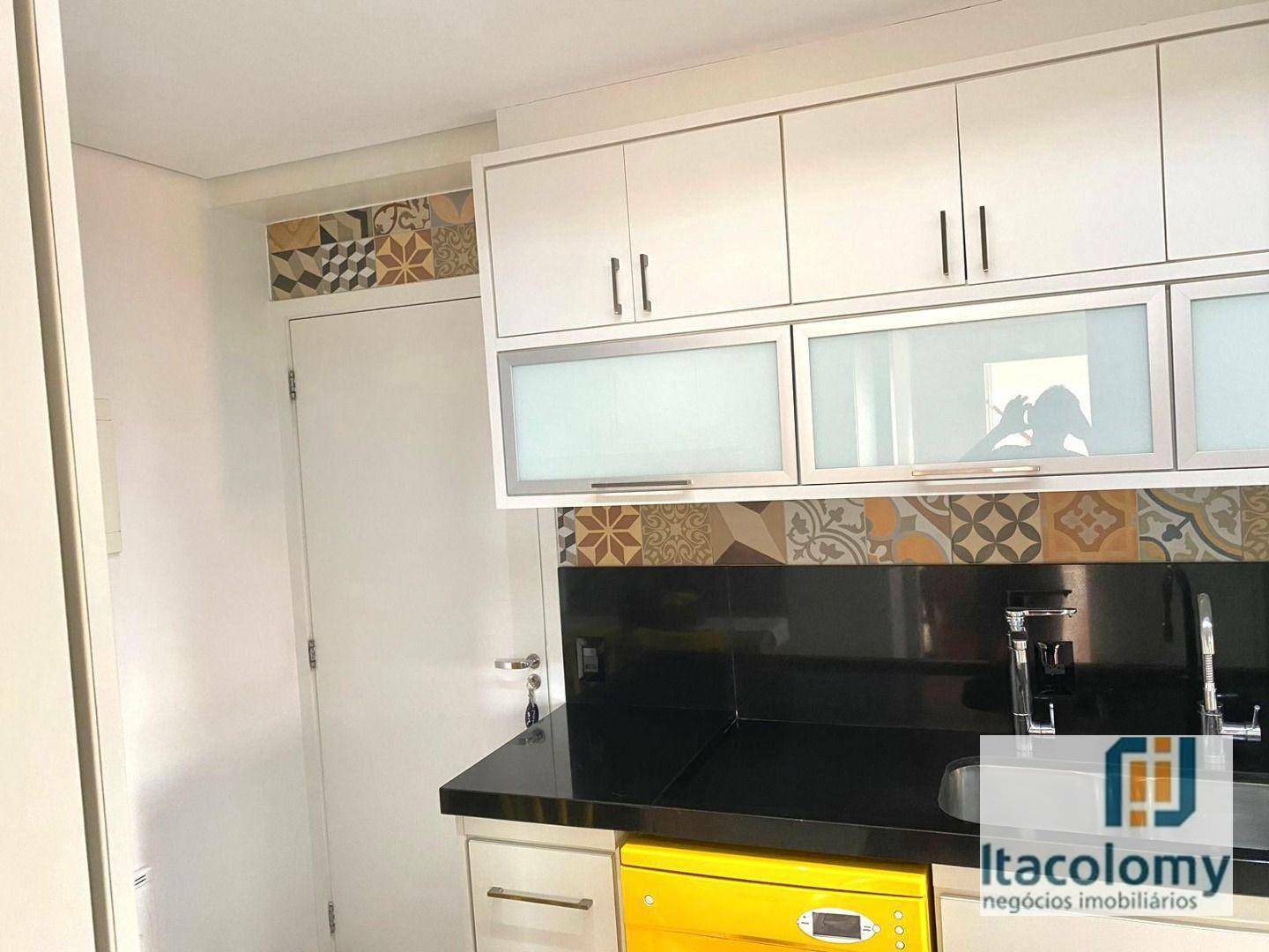 Apartamento à venda com 3 quartos, 107m² - Foto 6