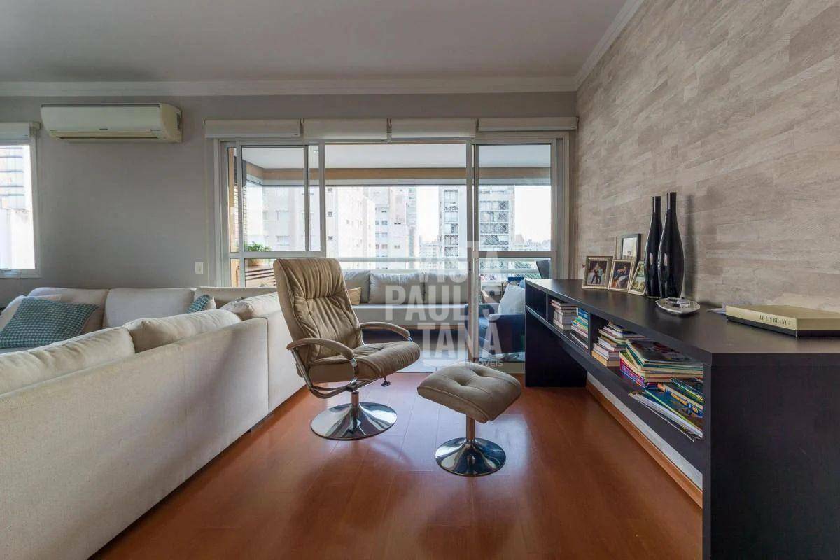 Apartamento à venda com 3 quartos, 137m² - Foto 4