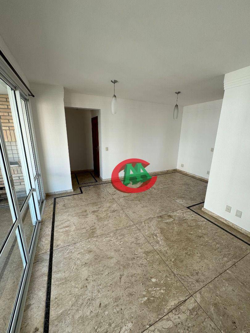 Apartamento para alugar com 3 quartos, 135m² - Foto 8