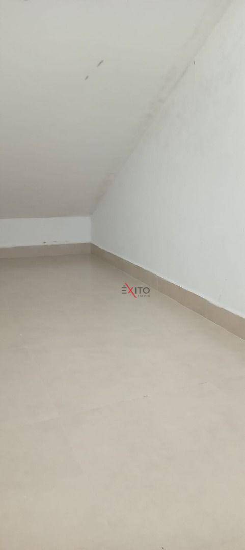 Casa para alugar com 5 quartos, 183m² - Foto 33