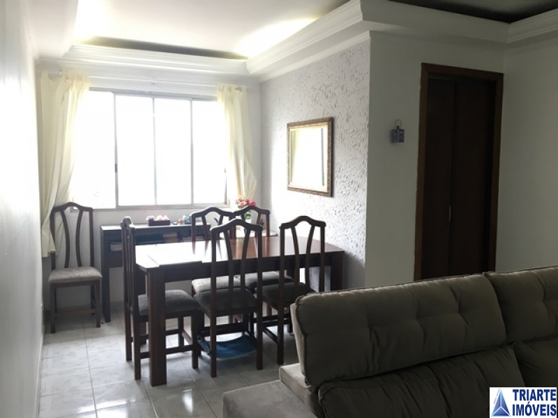 Apartamento à venda com 2 quartos, 59m² - Foto 2