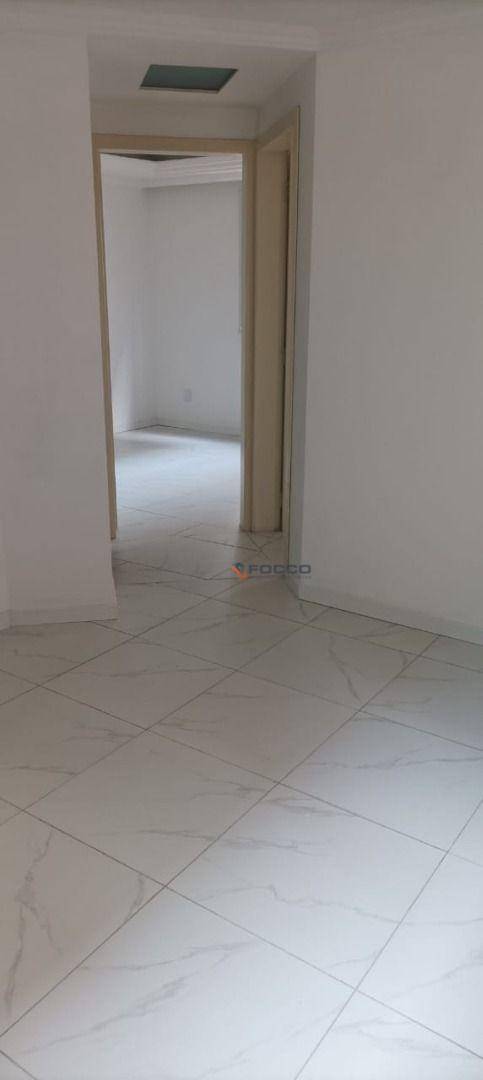 Apartamento à venda com 2 quartos, 46m² - Foto 9