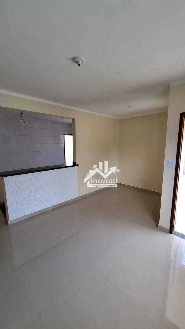 Casa à venda com 2 quartos, 70m² - Foto 3