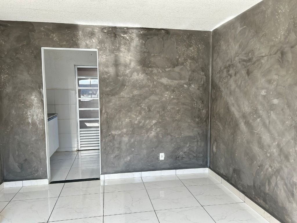 Sobrado para alugar com 3 quartos, 56m² - Foto 1