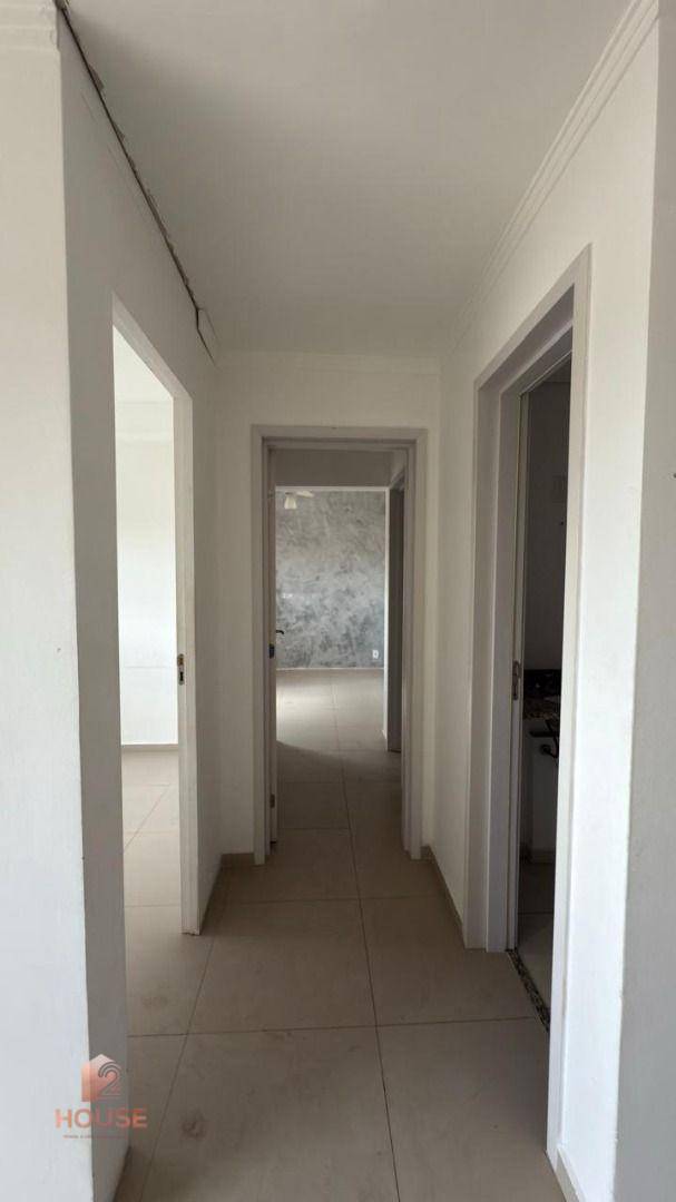 Apartamento para alugar com 2 quartos, 75m² - Foto 15