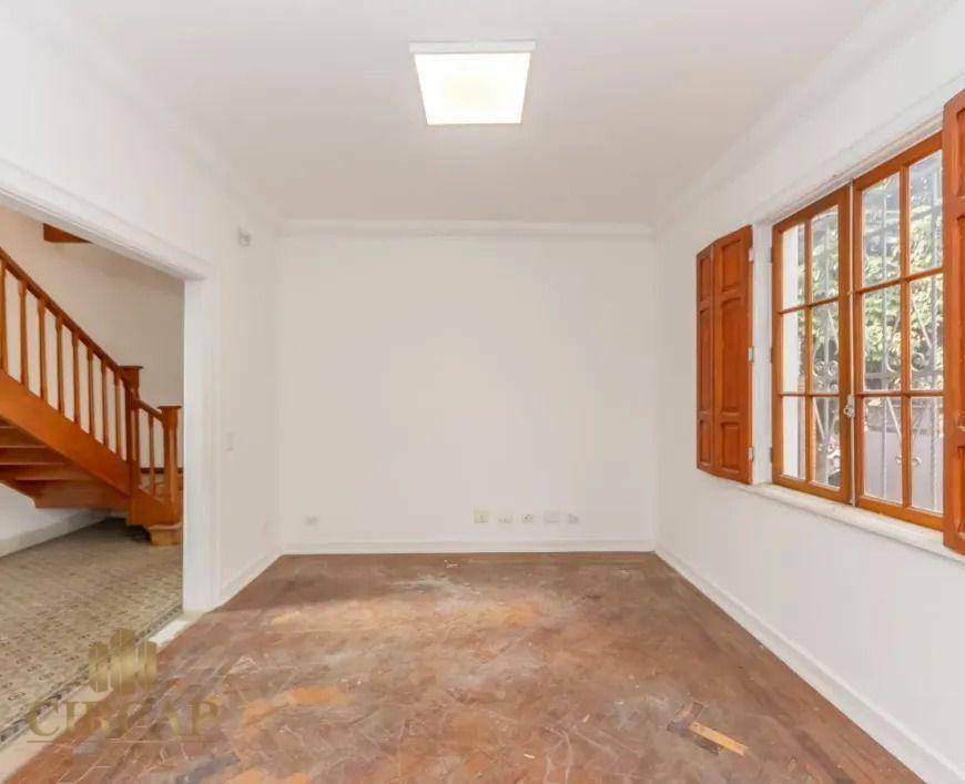 Sobrado à venda e aluguel com 3 quartos, 220m² - Foto 19