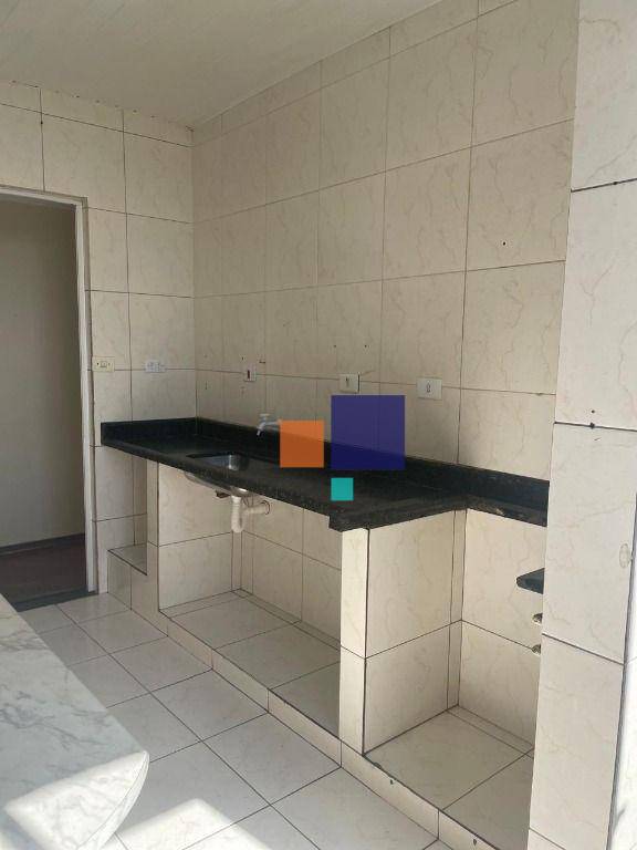 Apartamento à venda com 3 quartos, 70m² - Foto 4