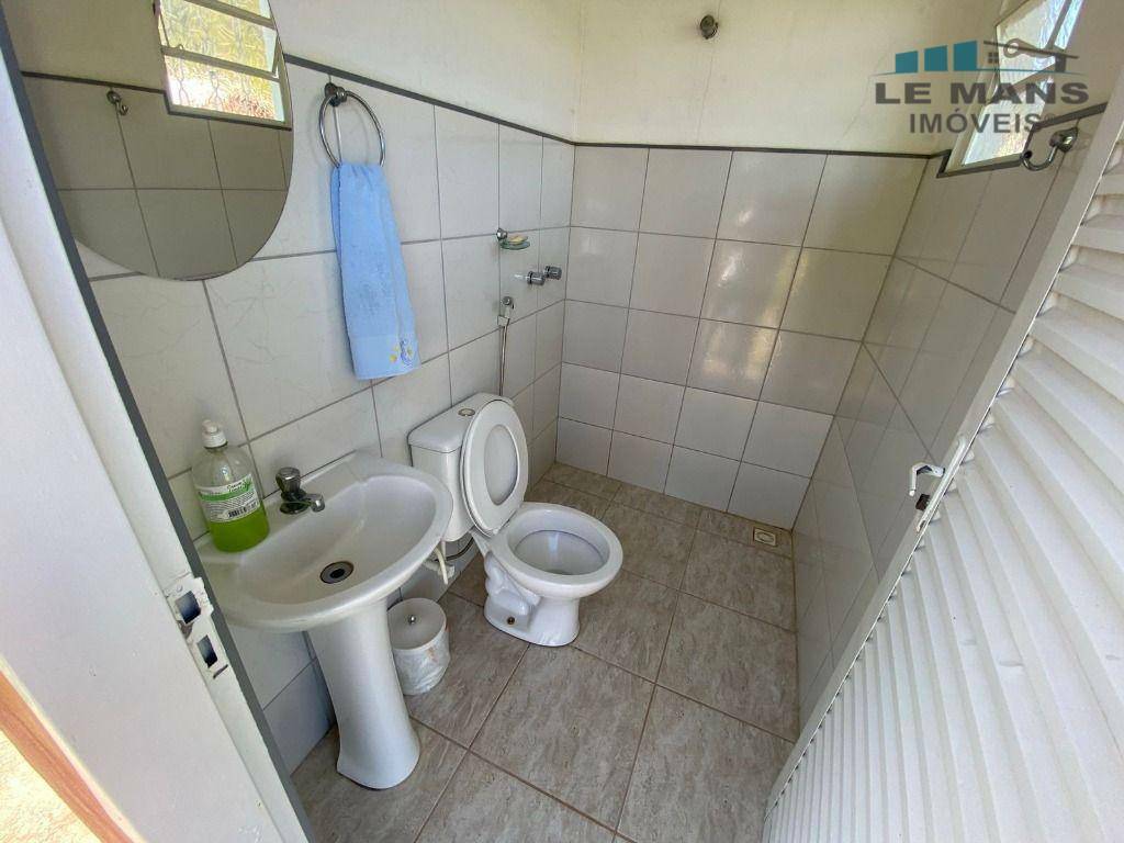 Chácara à venda com 3 quartos, 254m² - Foto 23