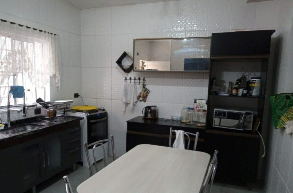 Casa à venda com 2 quartos, 80m² - Foto 12