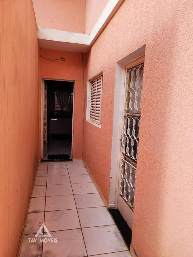 Casa à venda com 5 quartos, 250m² - Foto 23