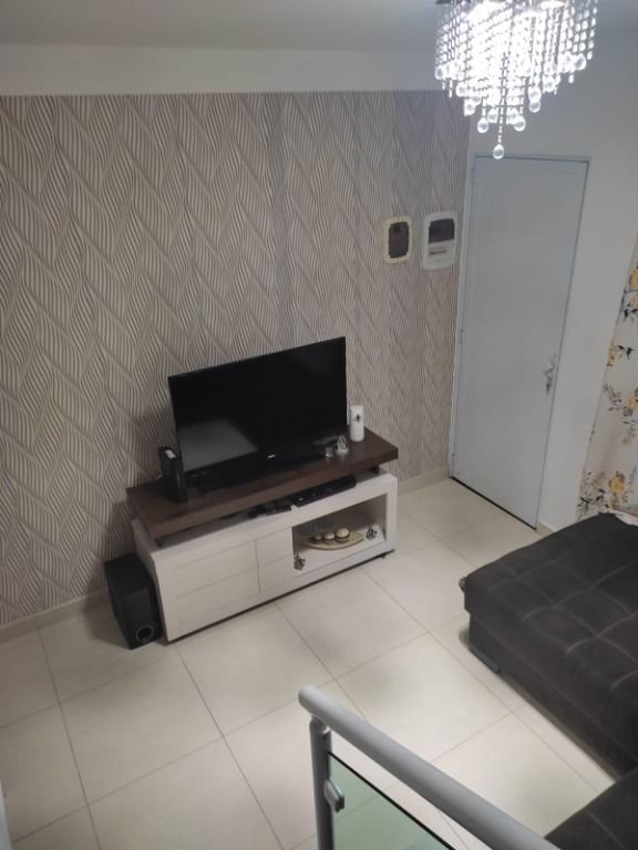 Sobrado à venda com 2 quartos, 64m² - Foto 3